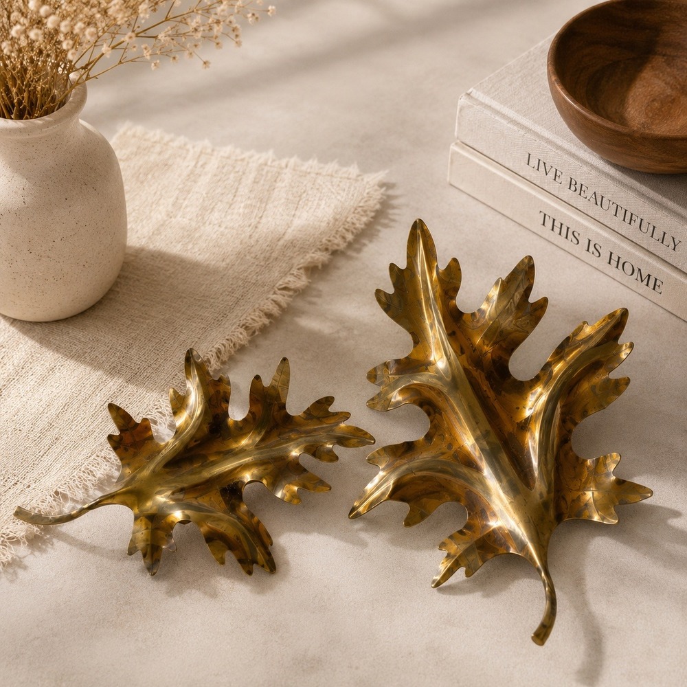 Vintage Metal Oak Leaf Wall Hangings Set of 2 Brass Copper Tone MCM Mid Century